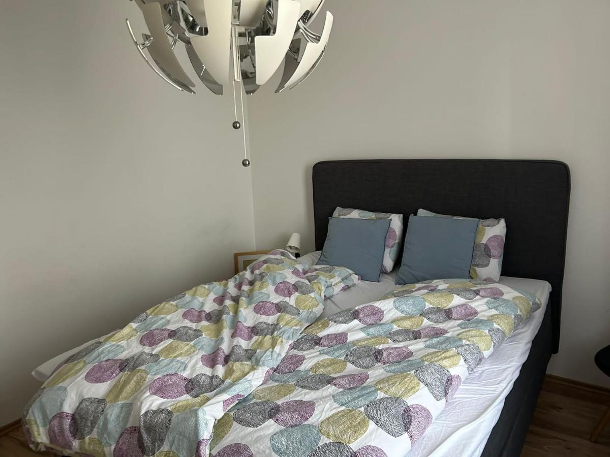 Apartman "Dunaj" Private Parking - Klimatizacia Samorin Exterior photo